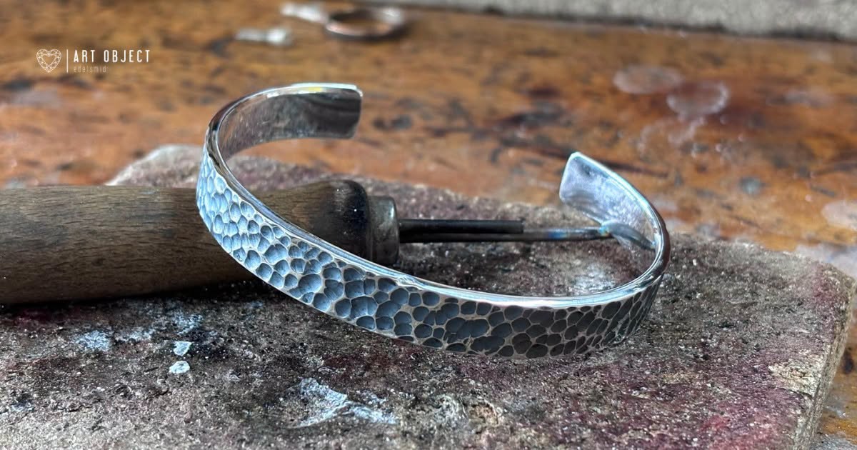 Op zoek naar een stoere armband...